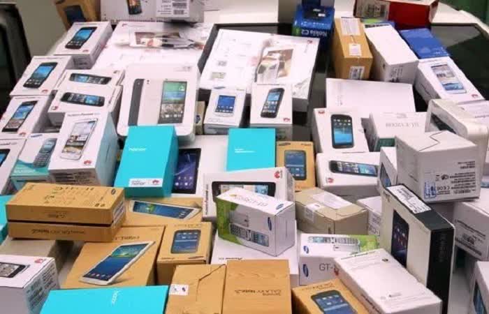 جریمه میلیاردی عرضه کننده گوشی و تبلت قاچاق در قزوین